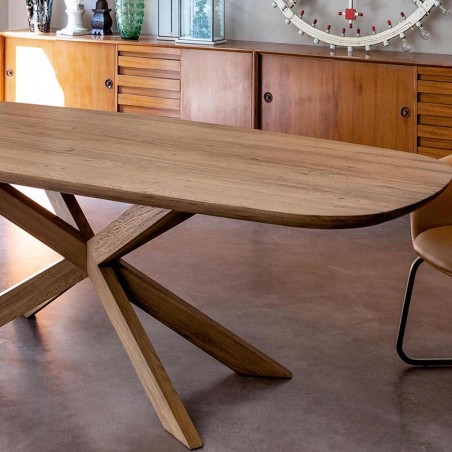 Devina Nais  - Tavolo Cosmopolitan - Legno