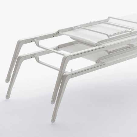 Fast  - Ushuaia Sunlounger