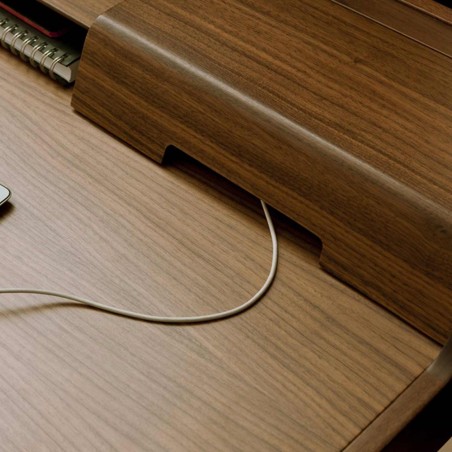 Porada - Saffo Bureau