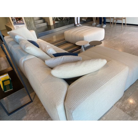 Lago - Hero Angular Sofa
