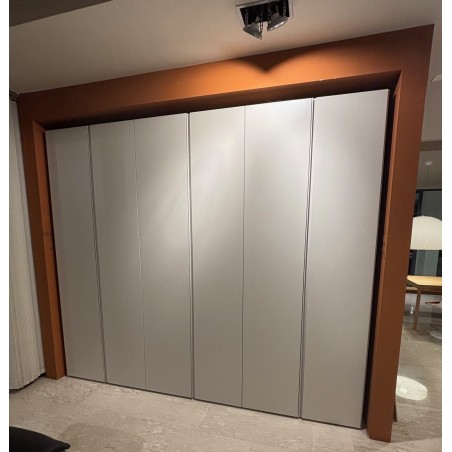 Novamobili - Gola Armoire