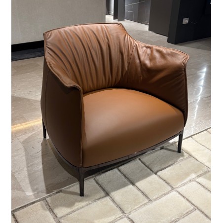 Poltrona Frau - Archibald Armchair
