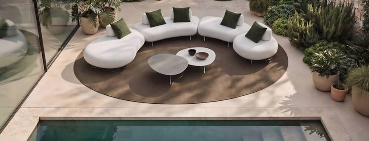 LAGO lancia la prima collezione per l'outdoor 